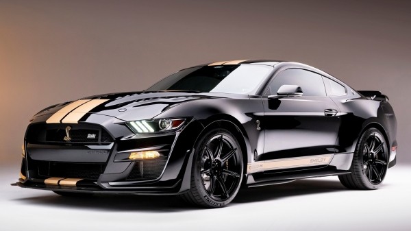 Эх, прокачу: Shelby American и Hertz сделали 900-сильный Mustang для аренды