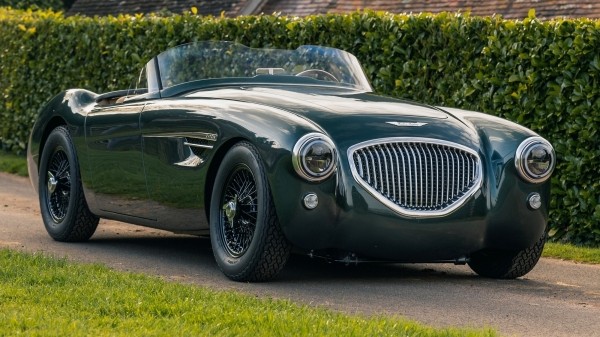 Легендарный родстер Austin-Healey 100 вернулся в виде ультрадорогого рестомода от Caton