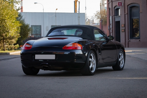 «Когда яичница – божий дар!»: опыт владения Porsche Boxster 986 2000 года