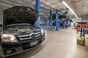 Mercedes-Benz решил не поставлять запчасти в Россию в 2025 году