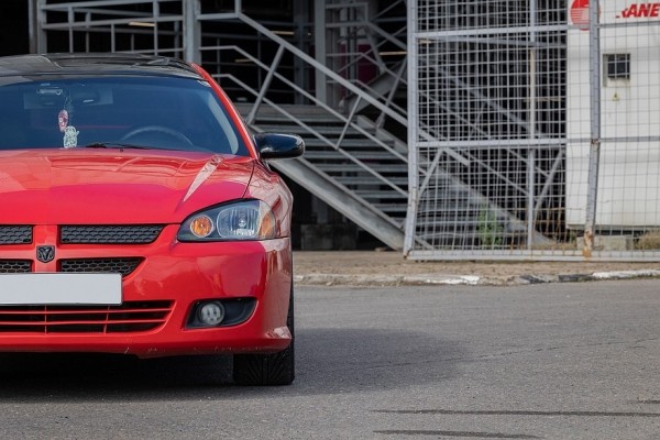 Автомобиль-конструктор: опыт владения Dodge Stratus Coupe II