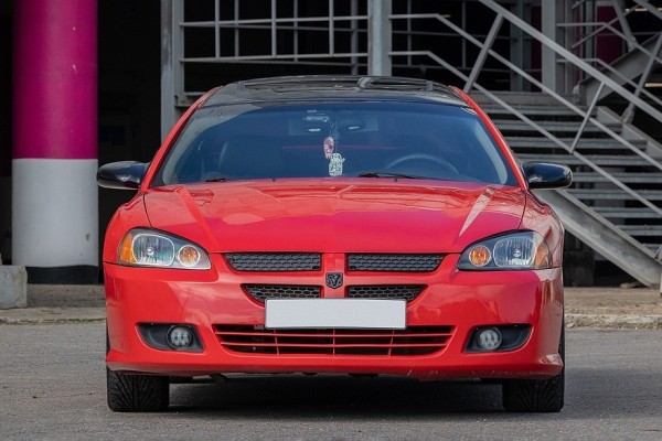 Автомобиль-конструктор: опыт владения Dodge Stratus Coupe II