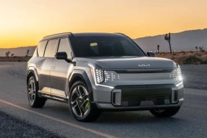 4,3 секунды до 100 км/ч. Представлен новый Kia EV9 GT