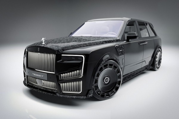 Обновлённый Rolls-Royce Cullinan от Mansory: больше мощности и карбоновый гротеск