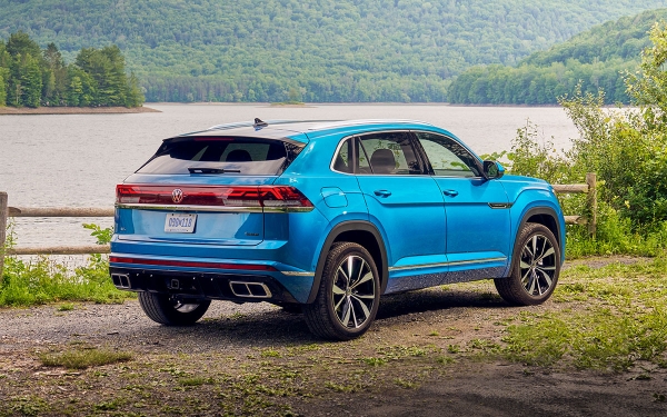 
В Россию привезли новый кроссовер Volkswagen Atlas. Фото и цена
