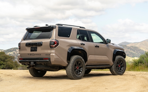 
В Россию прибыла особая версия Toyota 4Runner. Подробности и цена
