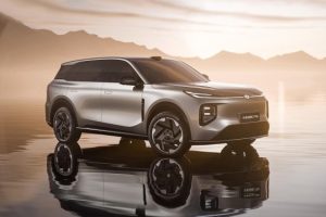 Changan рассекретил новый кроссовер C798. Но под другим брендом