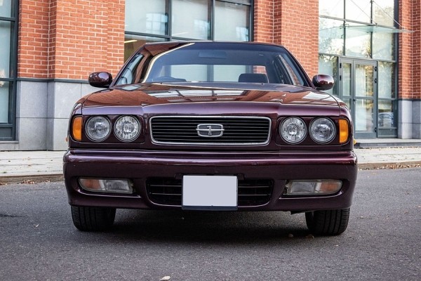 Gran Turismo не по канону: опыт владения Nissan Gloria IX (Y32)