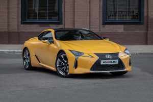 Спорткар как первая машина: опыт владения Lexus LC 500