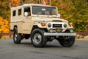 Рестомод на базе вездехода Toyota Land Cruiser FJ45: никакого электричества!